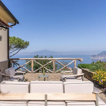 Villa Giulia With Heated Infinity Pool & Sea View Villa By Feeling Italy-3